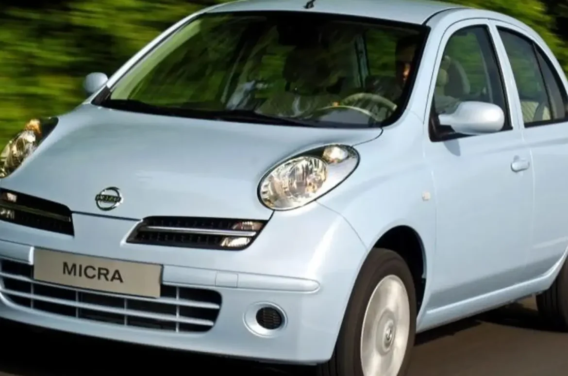 i nissan anamesa stis pio axiopistes etaireies pagkosmios