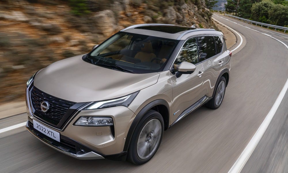Nissan X Trail vs Hyundai Santa Fe