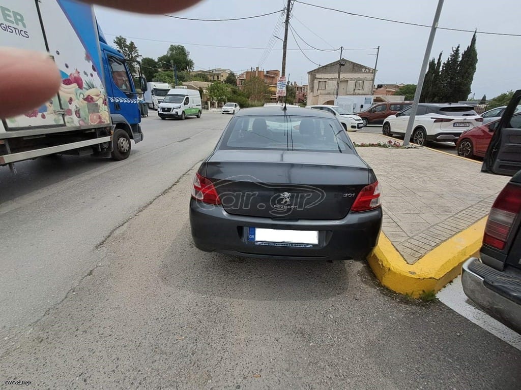 Peugeot 301 2016 (5)